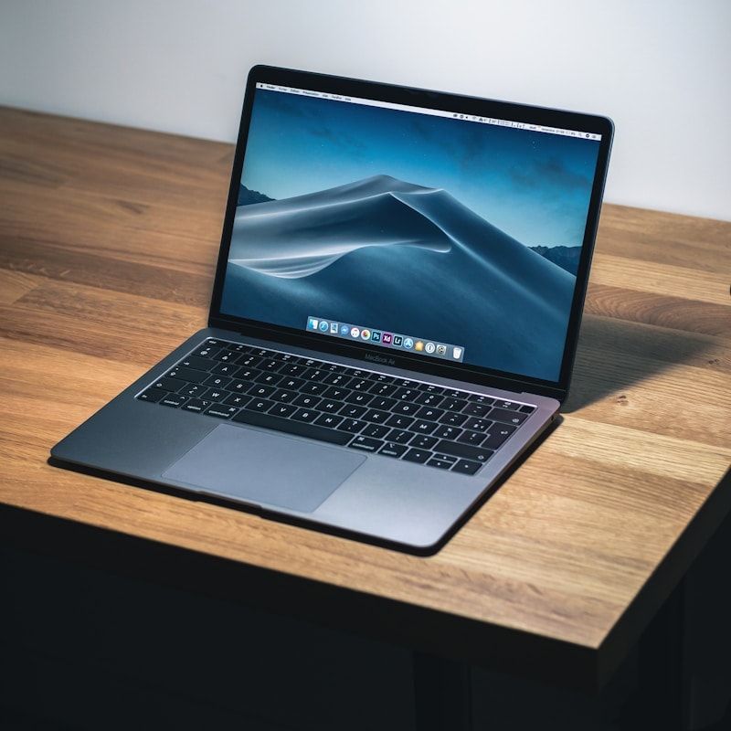 MacBook Air M2