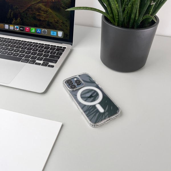 Ultra Clear MagSafe Compatible Case For iPhone 17 Pro Transparen